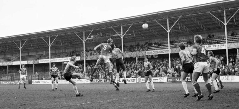 Swindon v Colchester 040